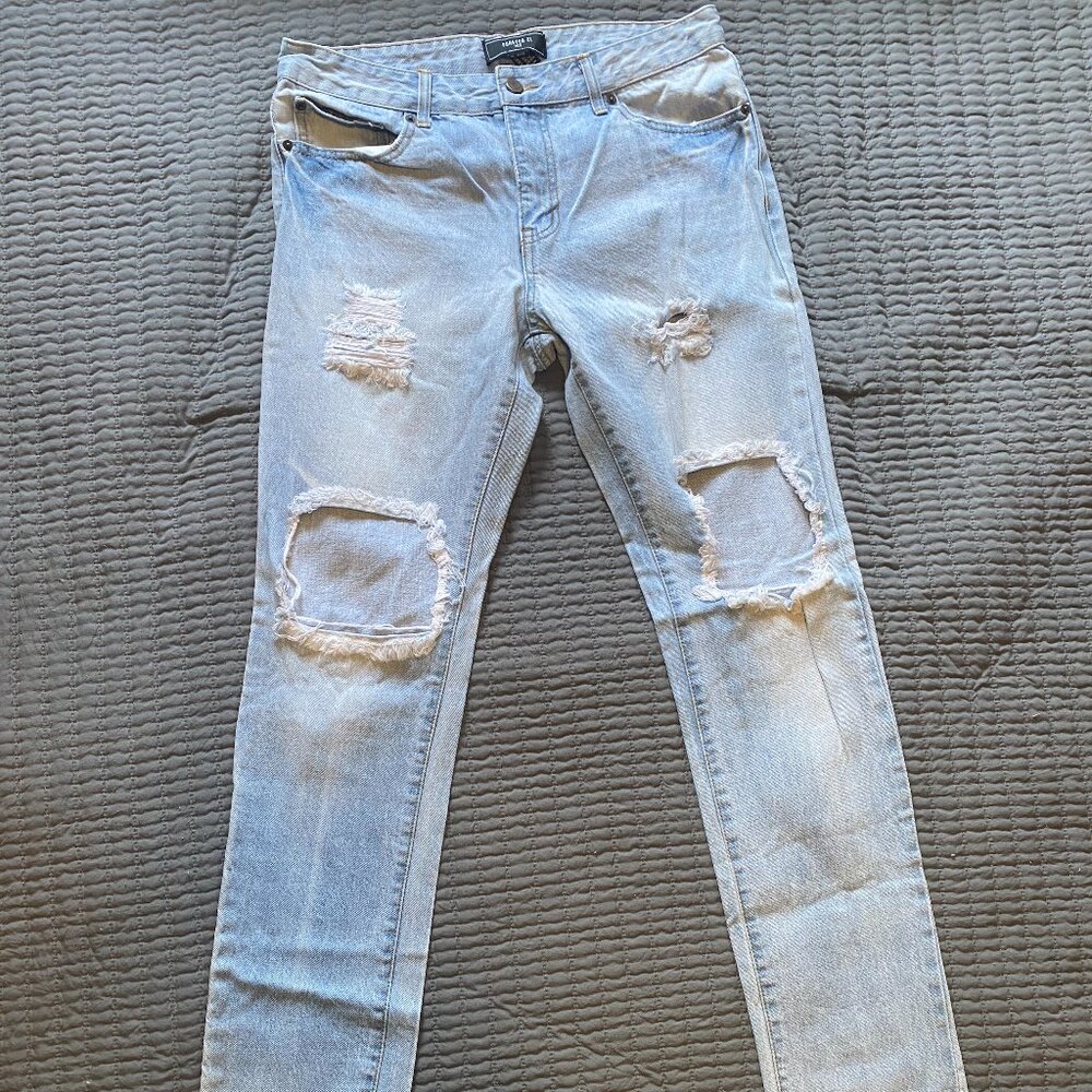 Men's Distressed Denim Jeans